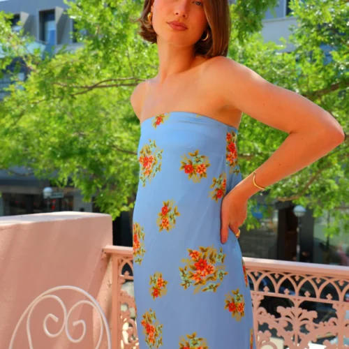 Aston Studio Lucie Dress In Pool Bouquet -Chic Wear Store 0W1A0263 f03a5bc1 41db 467d ae4a 0490fb7383cb scaled