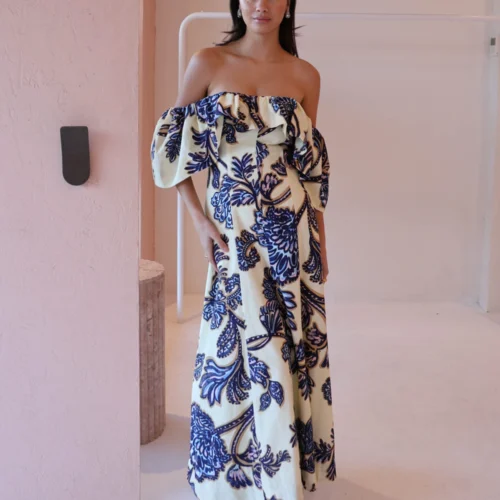 By Nicola Paradiso Maxi Dress In Blue Paisley -Chic Wear Store 0W1A0965 62c1fa38 725a 49ef 8694 96b02f4418cf scaled