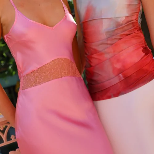 Romy LJ Mesh Overlay Maxi Dress In LJ Print Pink -Chic Wear Store 0W1A1984 scaled