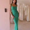 By Nicola Theo Squareneck Dress In Verde -Chic Wear Store 0W1A5882 1 scaled