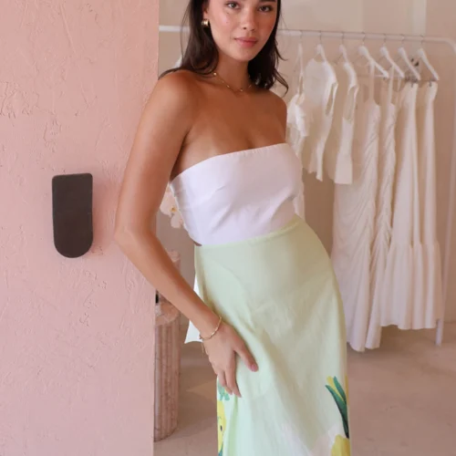 By Nicola Wavy Strapless Maxi Dress In Fiori -Chic Wear Store 0W1A7337 scaled