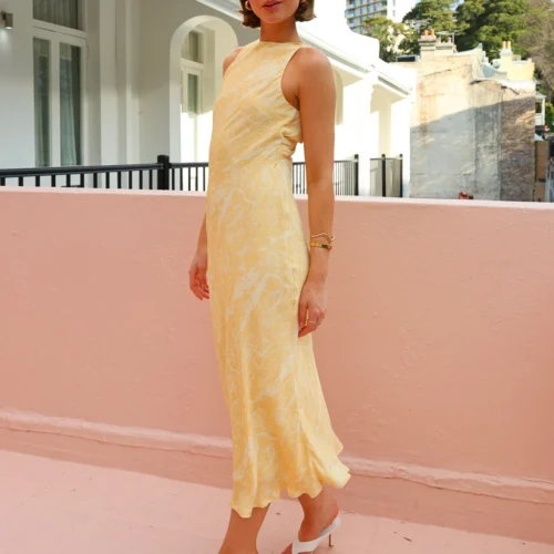 Sovere Inara Reversible Dress In Butter 20 Sovere Inara Reversible Dress In Butter -Chic Wear Store 0W1A8331