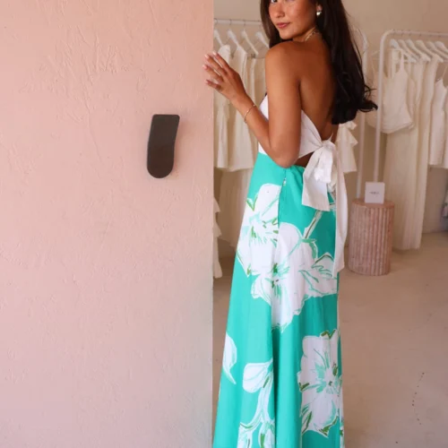 By Nicola Wavy Strapless Maxi Dress In White Verde Fleur -Chic Wear Store 0W1A8523 82cdec7a fb1f 438d 84a2 bcb1f21b4b67 scaled