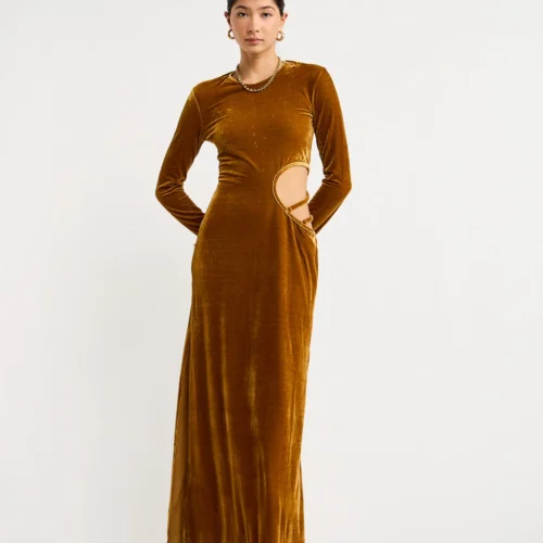 Hansen And Gretel Cortina Velvet Maxi Dress In Honey -Chic Wear Store CocoStudio 300523 0652 lowres