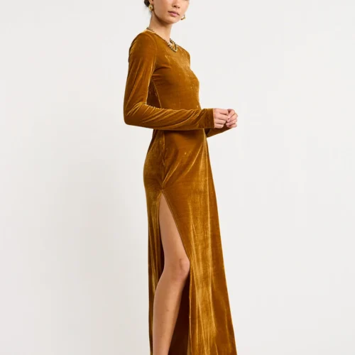 Hansen And Gretel Cortina Velvet Maxi Dress In Honey -Chic Wear Store CocoStudio 300523 0661 lowres