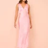 Roame Zelena Dress In Rose Quartz -Chic Wear Store Coco Lola Roame ZelenaDress 02 scaled