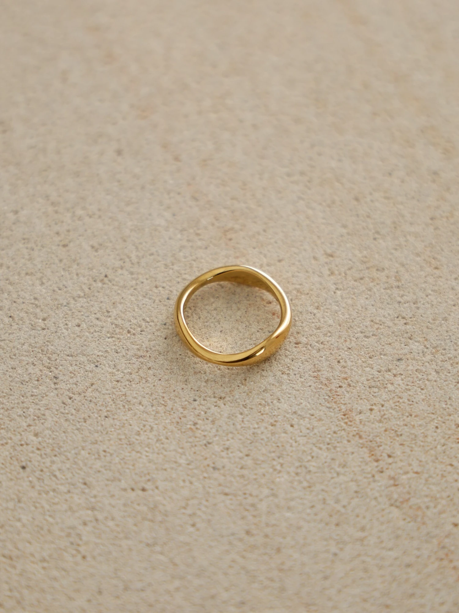 Arms Of Eve Dune Gold Ring 5 Arms Of Eve Dune Gold Ring - Image 3